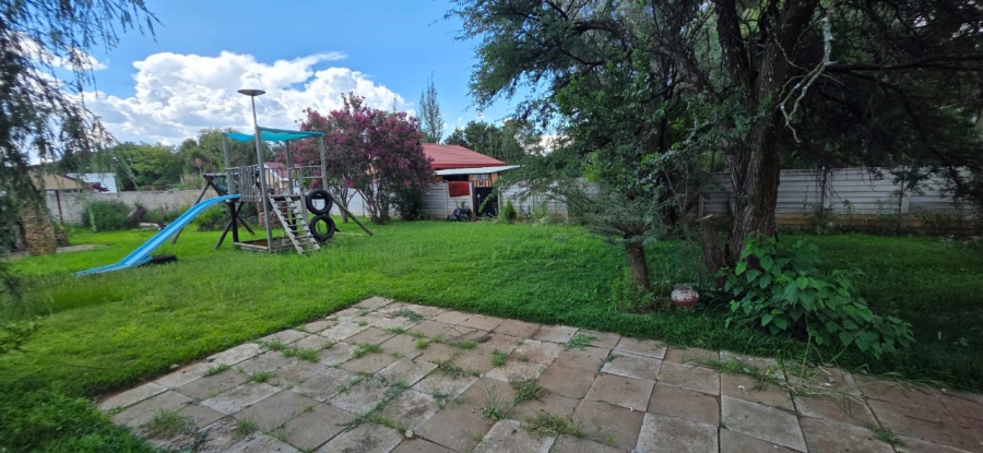 3 Bedroom Property for Sale in Songloed North West